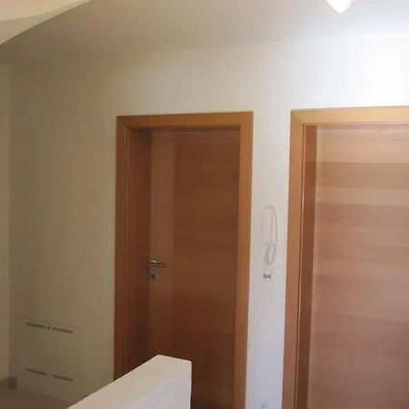 伯格帕诺拉玛公寓 公寓